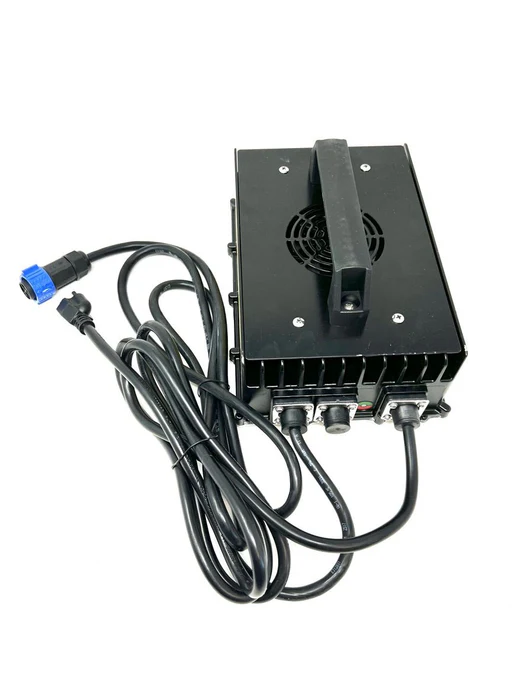 storm-bee-charger-581689_525x700