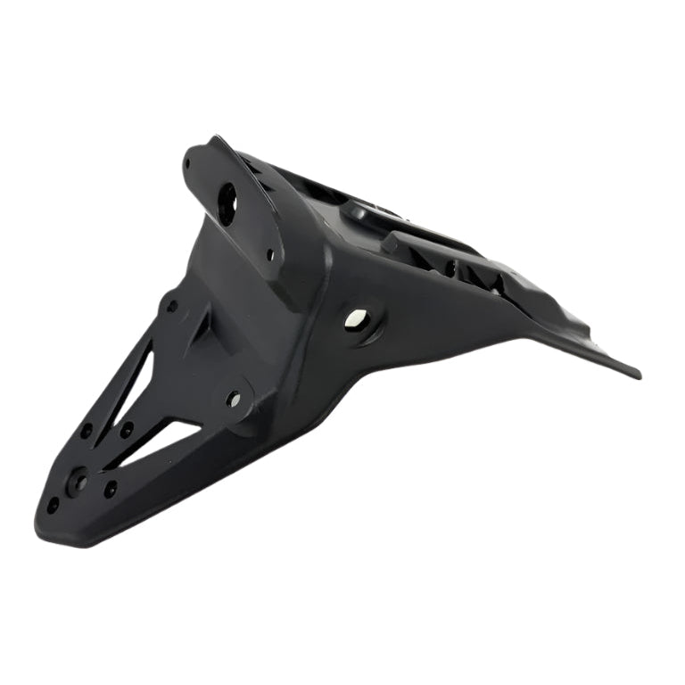 storm-bee-rear-tailpiece-122502.jpg